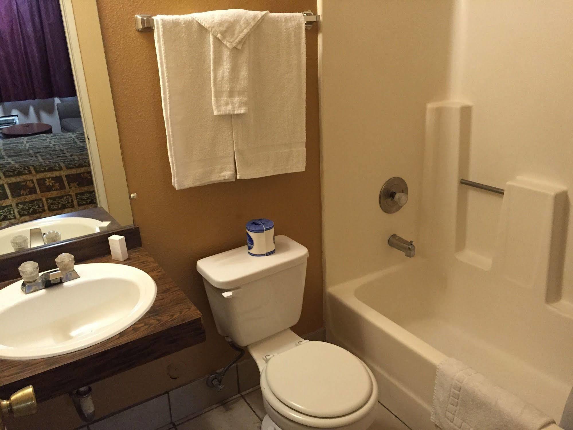 Rodeway Inn El Cajon - San Diego East ภายนอก รูปภาพ