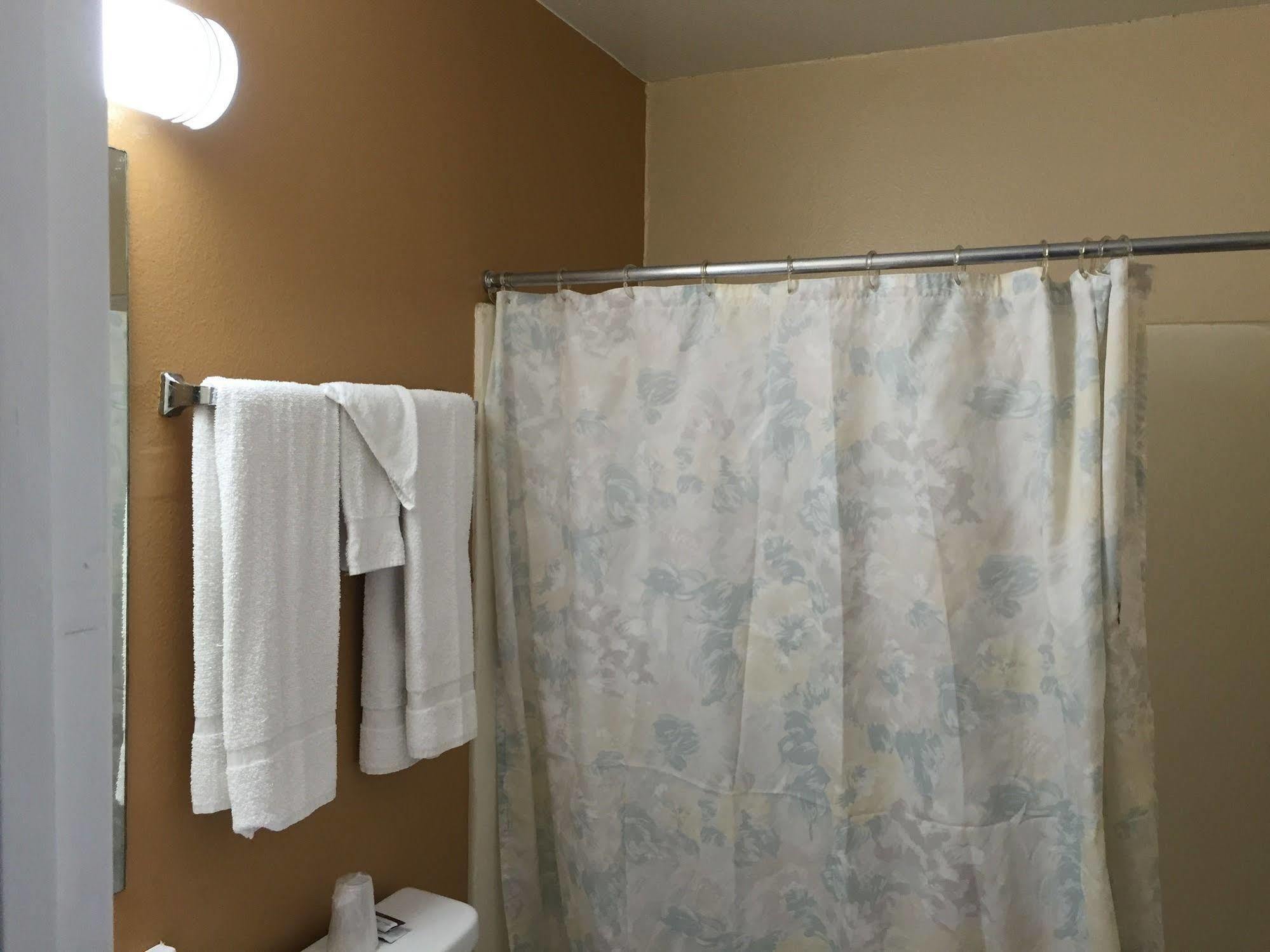 Rodeway Inn El Cajon - San Diego East ภายนอก รูปภาพ